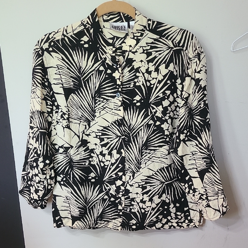 Vintage Chico's Design 100% Silk Embossed Leaf Print Blouse Size 0